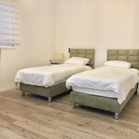 Studio Apartment In Bat-Yam Bat Yam Exterior foto
